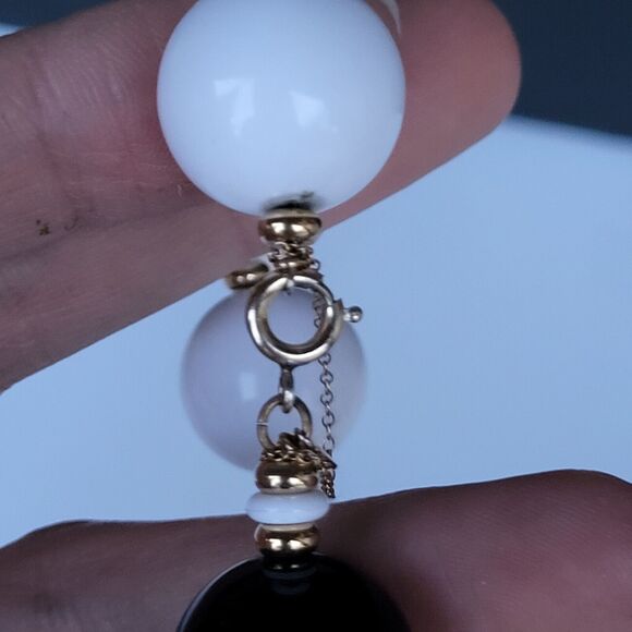 Monet 12kt Golf Filled Black and White Beaded Bracelet with Safety Chain - 7.5" - Picture 3 of 4
